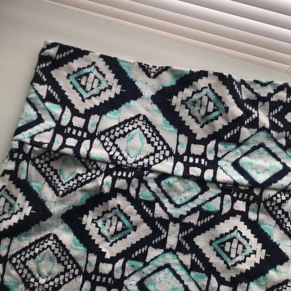 Mini skirt - Picture 2 of 2